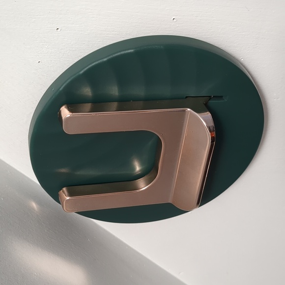 New in Box ** Blow Dryer Rack - Bathroom Organized! - Picture 10 of 11